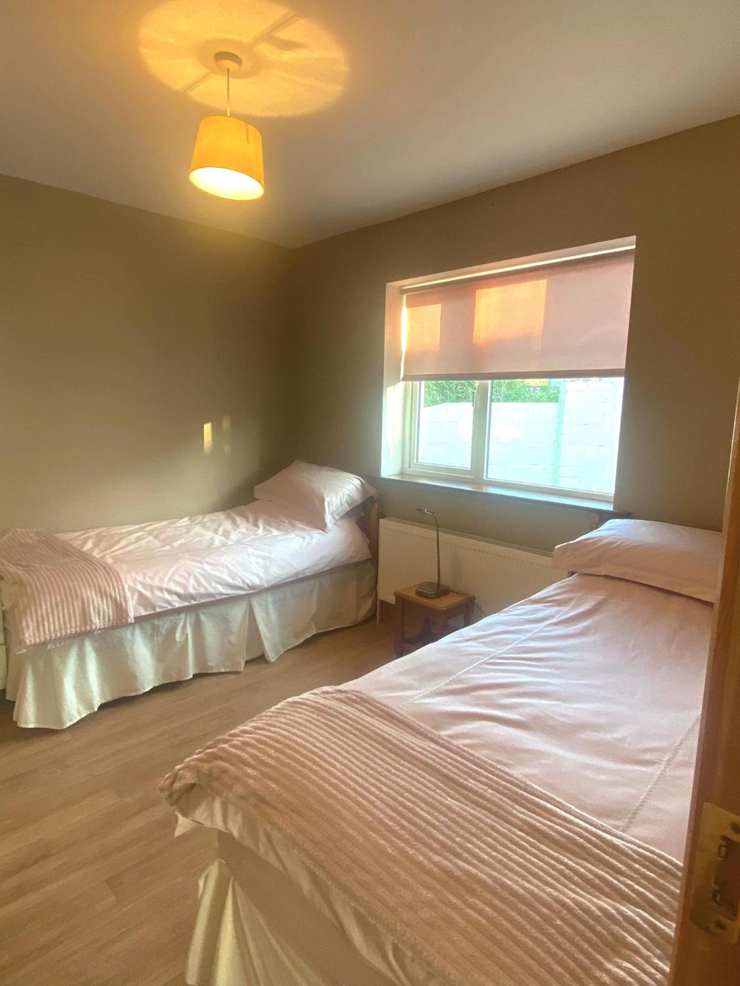 Kilmore Beach Apartment Tralee Extérieur photo